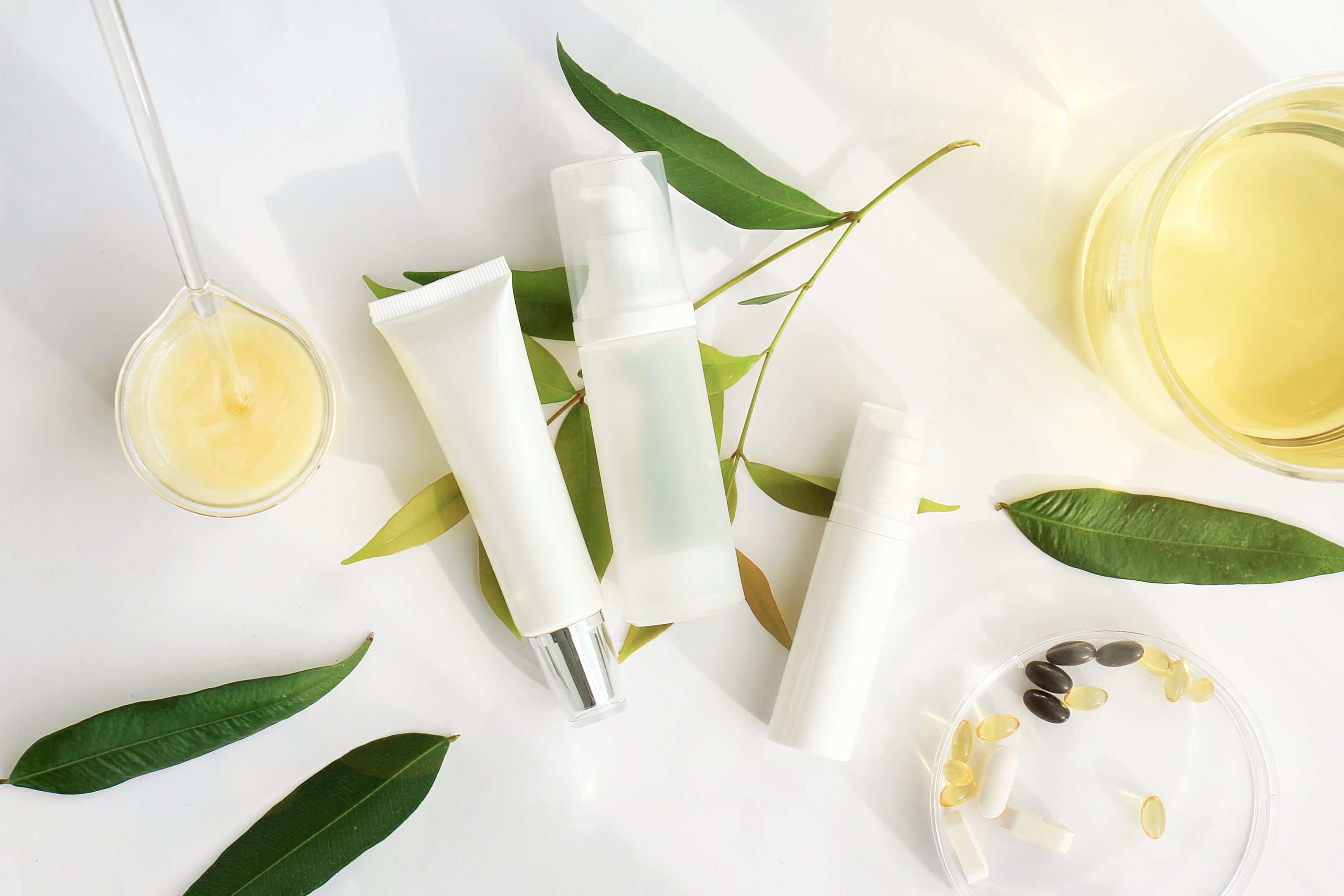Botanical Eye Cream image 1